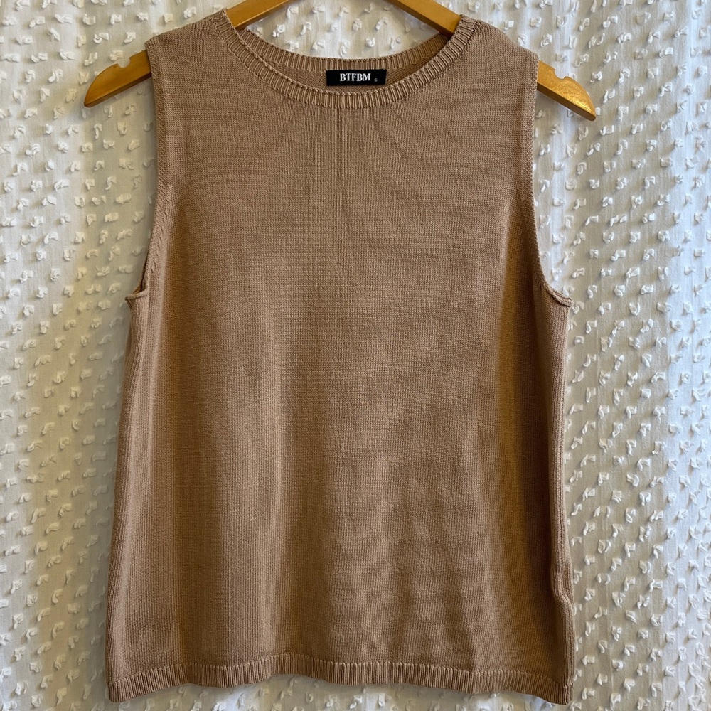 Tan Sleeveless Sweater Vest - Picture 4 of 6